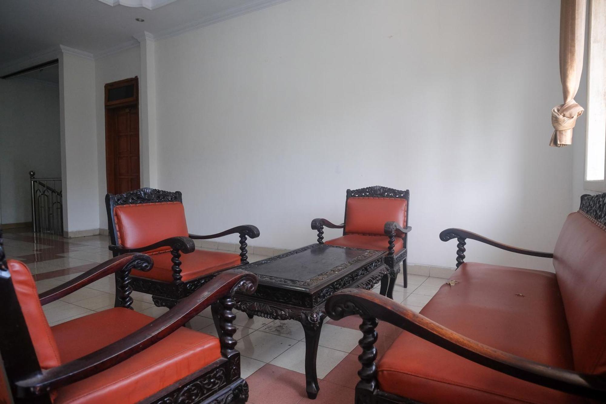 Urbanview Hotel Pondok Anggun Yogyakarta By Reddoorz Maguwo Eksteriør bilde