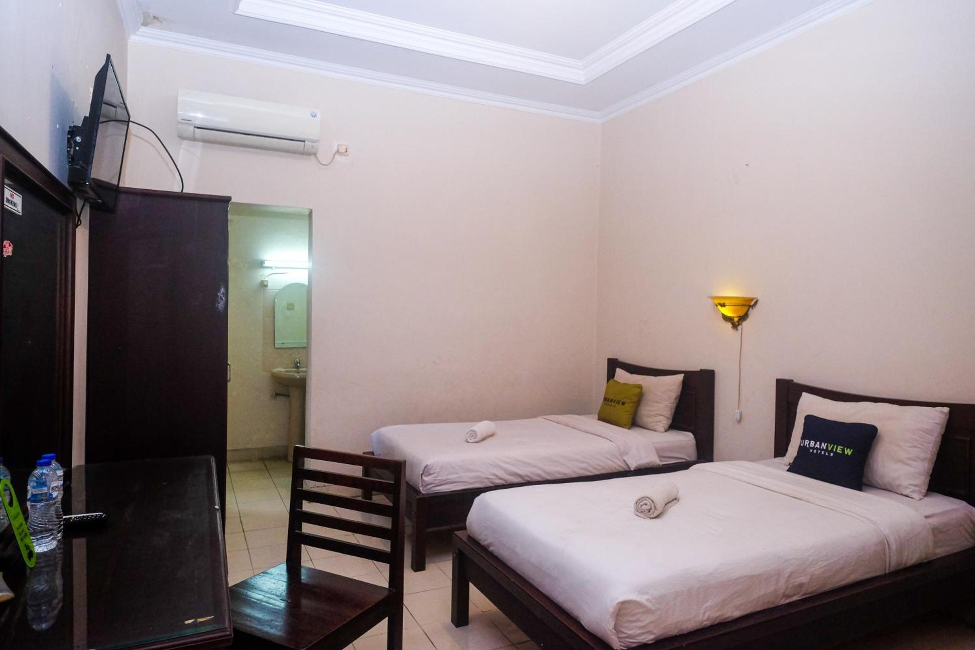 Urbanview Hotel Pondok Anggun Yogyakarta By Reddoorz Maguwo Eksteriør bilde