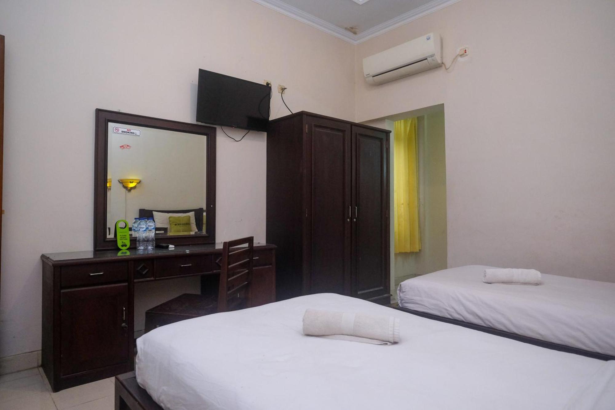 Urbanview Hotel Pondok Anggun Yogyakarta By Reddoorz Maguwo Eksteriør bilde