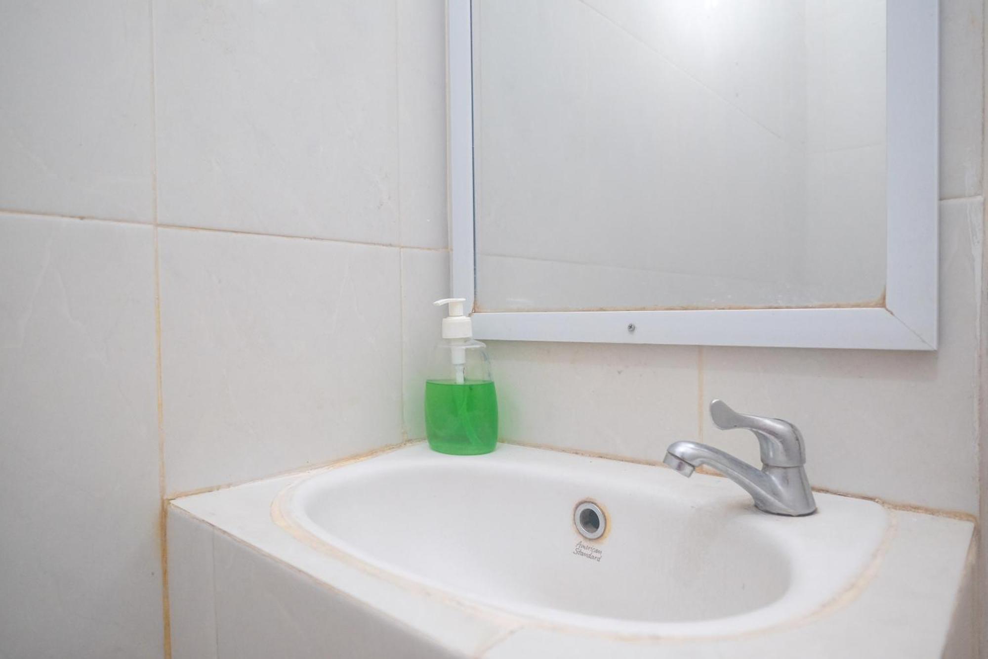 Urbanview Hotel Pondok Anggun Yogyakarta By Reddoorz Maguwo Eksteriør bilde