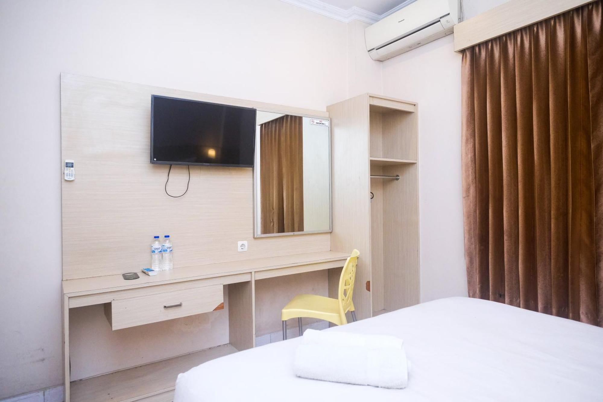 Urbanview Hotel Pondok Anggun Yogyakarta By Reddoorz Maguwo Eksteriør bilde