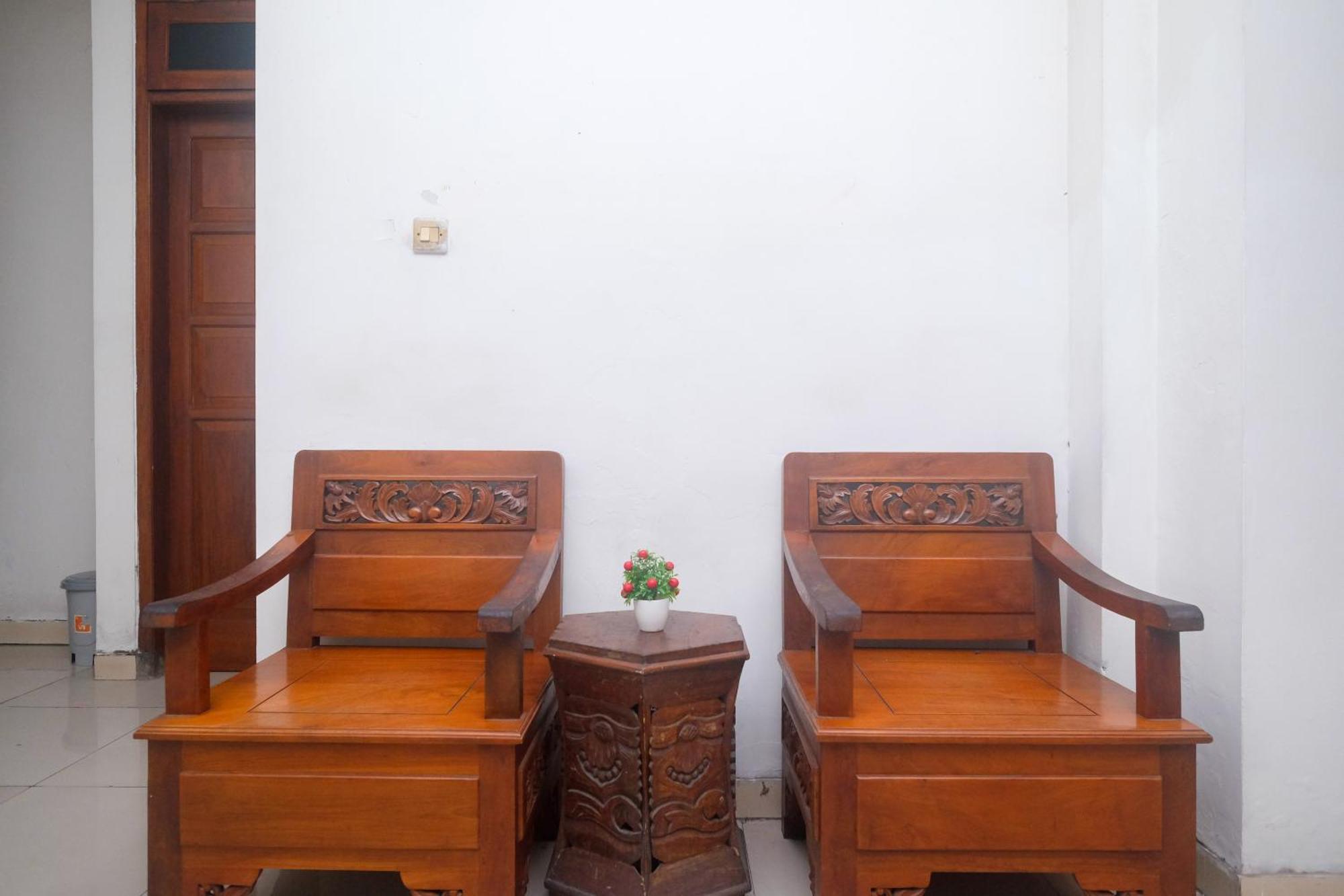 Urbanview Hotel Pondok Anggun Yogyakarta By Reddoorz Maguwo Eksteriør bilde